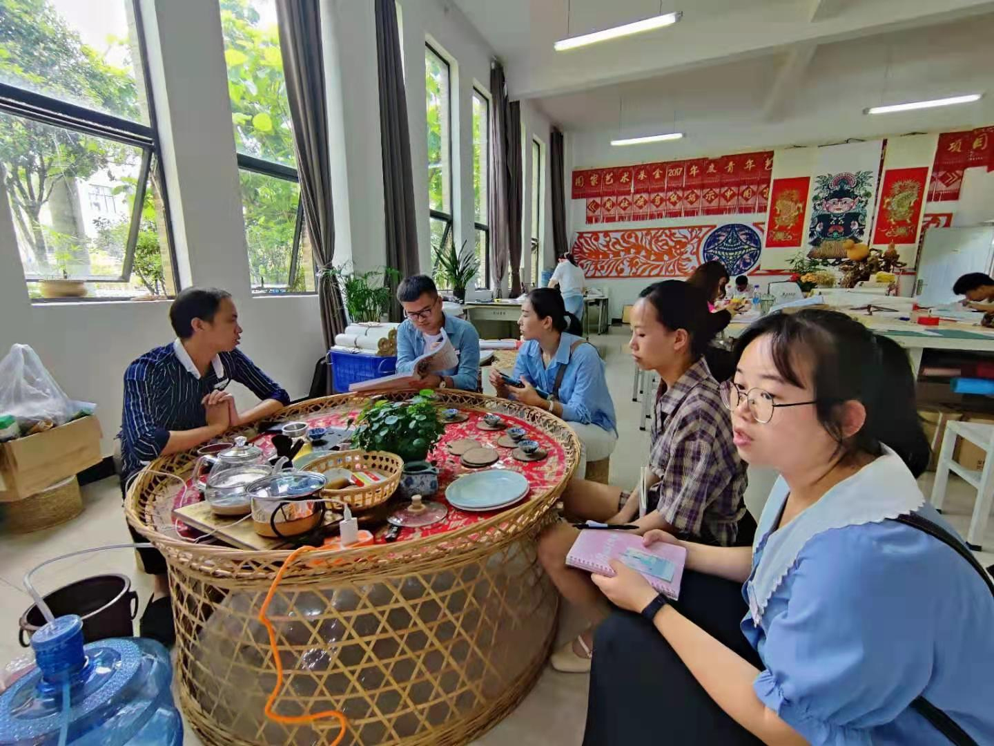 关于36365线路检测中心赴文山学院交流新闻稿
